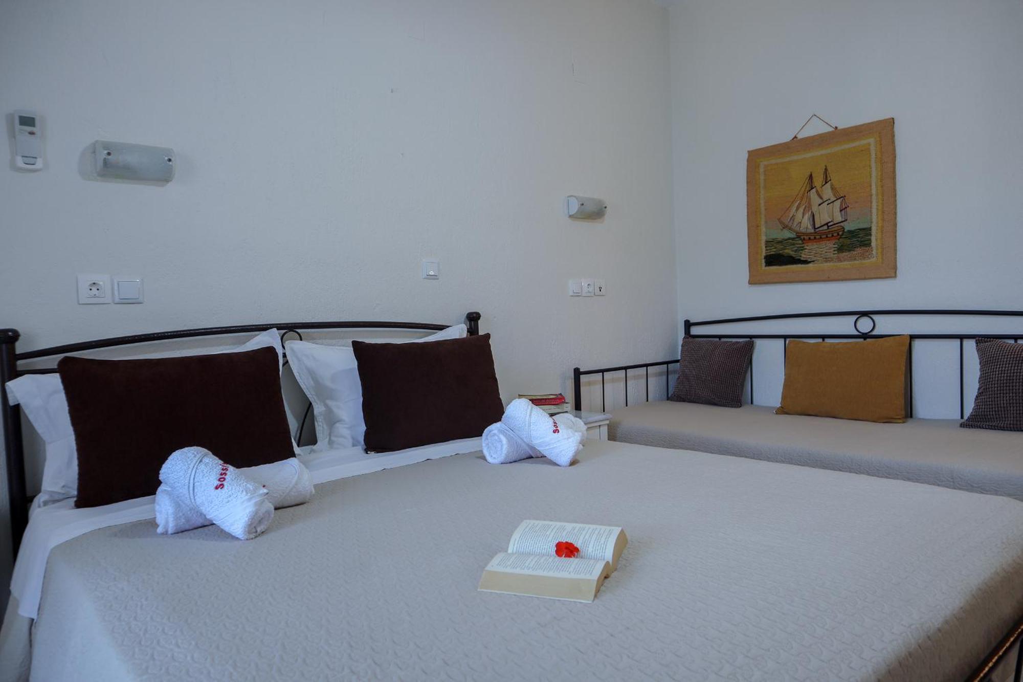 Sossinola Aparthotel Steni Vala Alonissos Exteriör bild