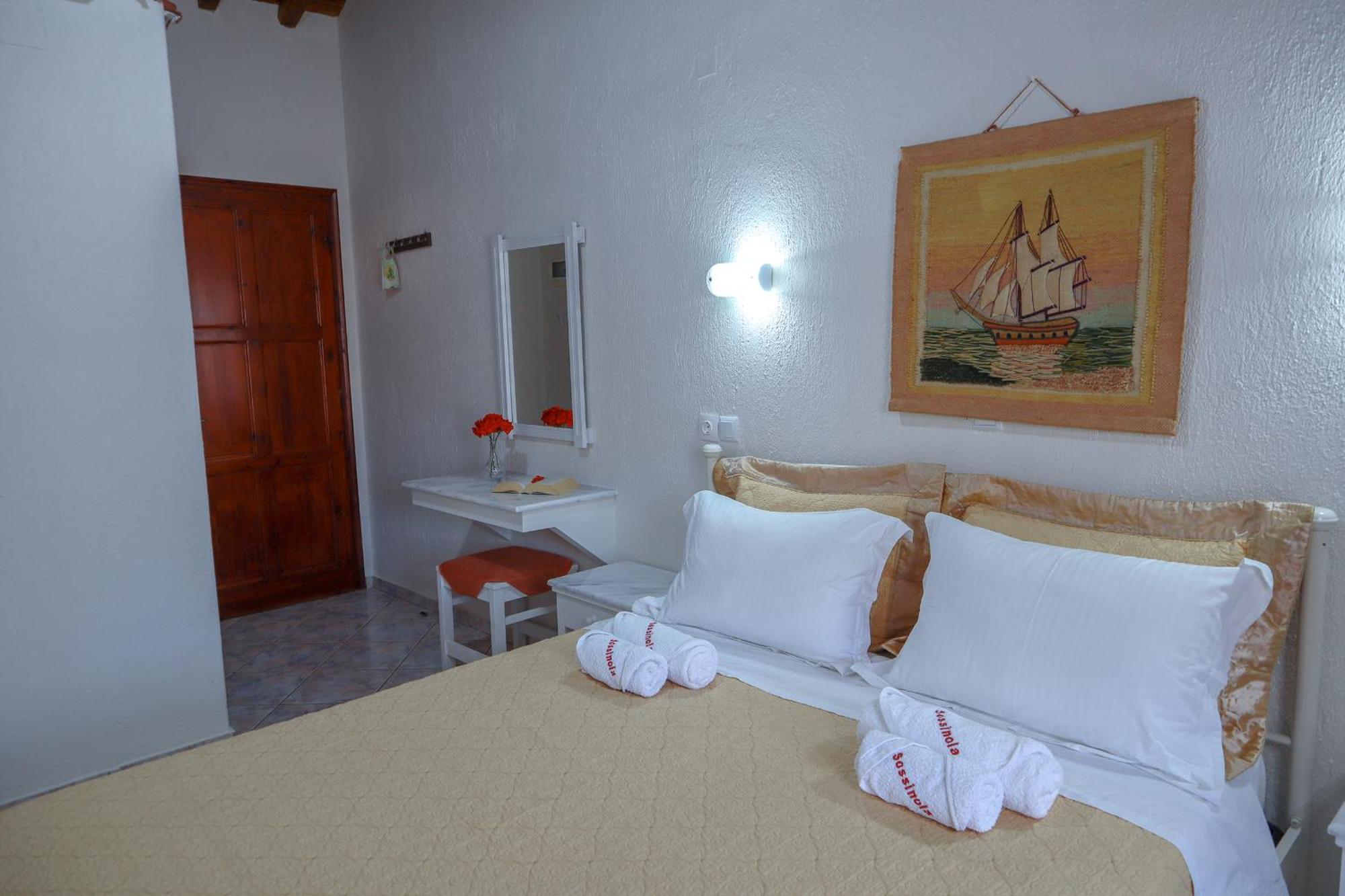 Sossinola Aparthotel Steni Vala Alonissos Exteriör bild